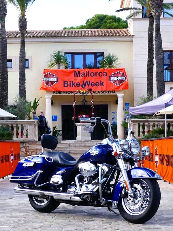 Vermietung von Fender Player II Stratocaster auf Mallorca