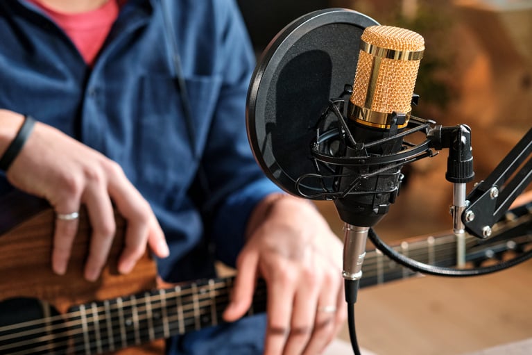 Vermietung von Singer Songwriter - Studio Equipment auf Mallorca